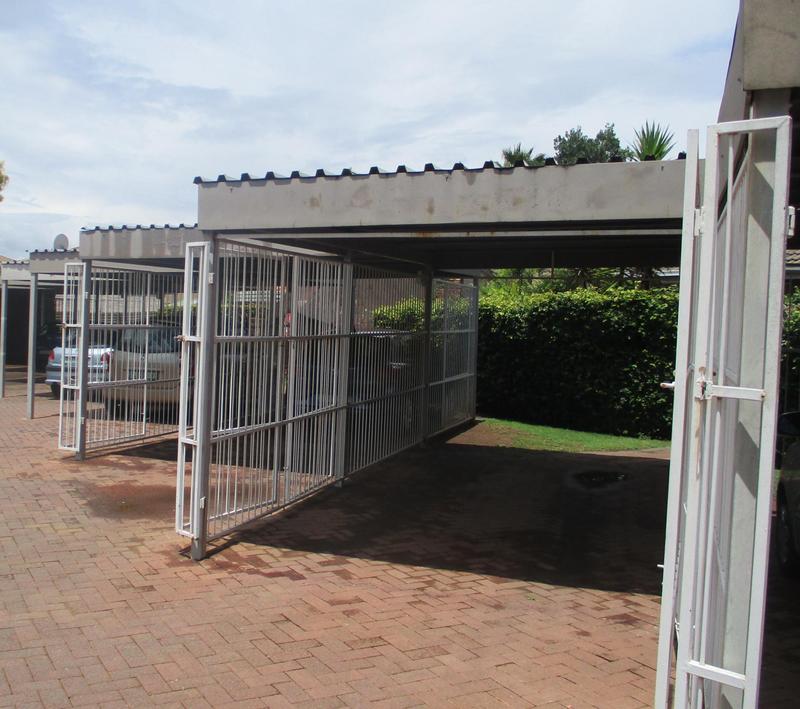 2 Bedroom Property for Sale in Pellissier Free State